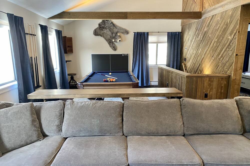 Photo of Livingroom in Monroe Bridge
