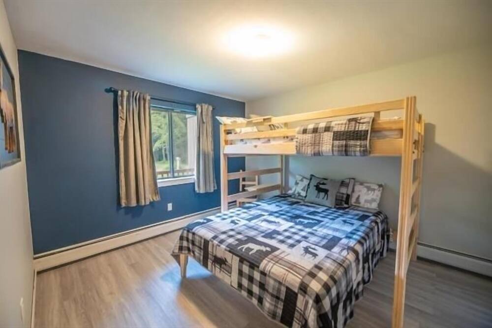 Photo of Bedroom in Monroe Bridge