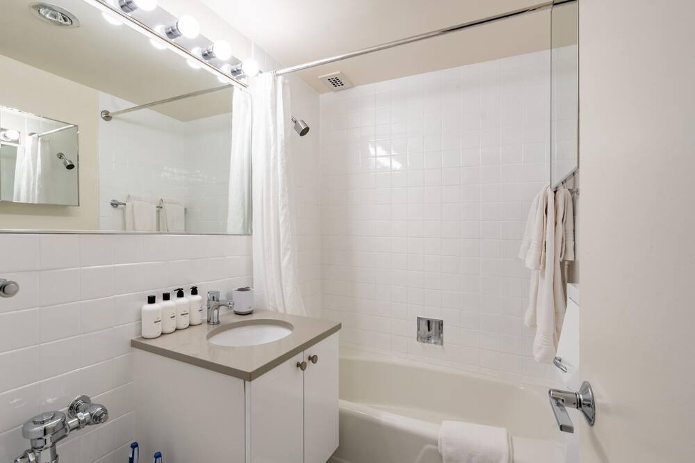 Photo of Bathroom in Prudential - St. Botolph