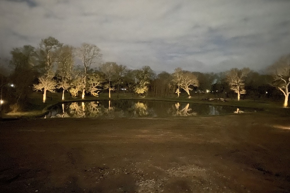 Photo of Others in Lake Jackson