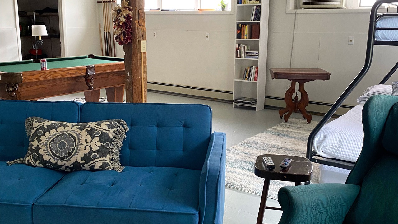 Photo of Livingroom in Salem