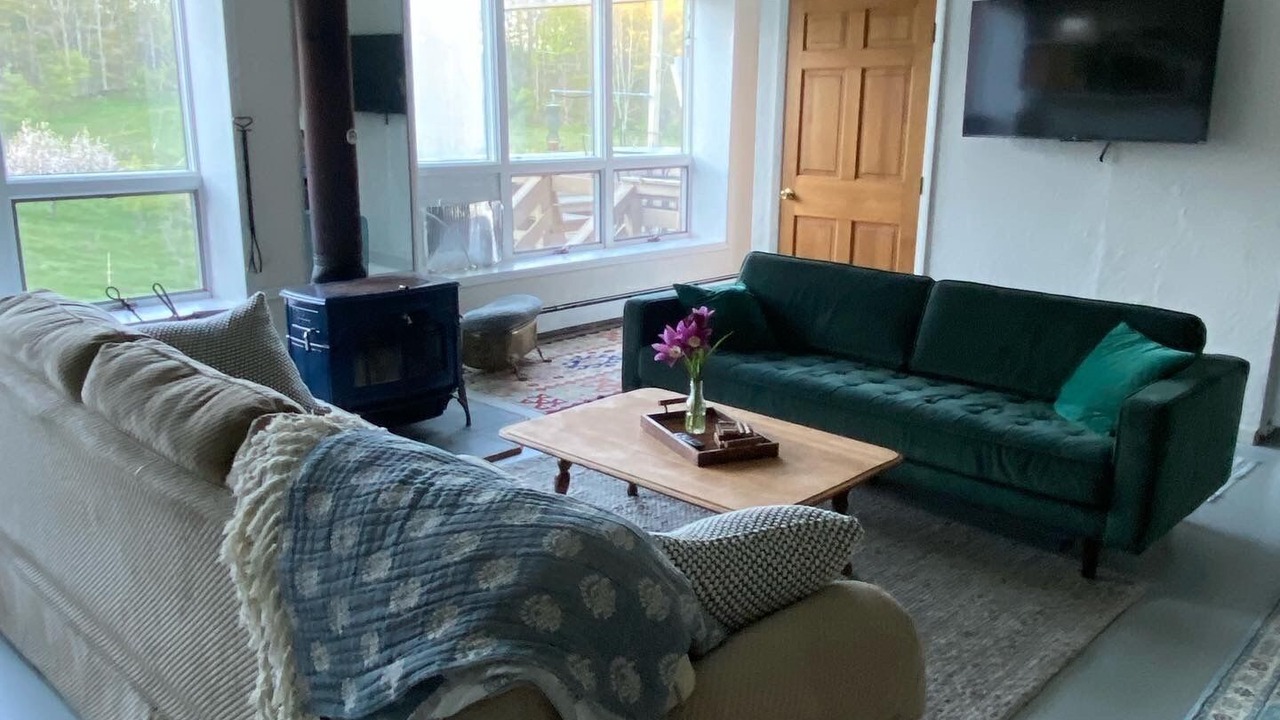 Photo of Livingroom in Salem