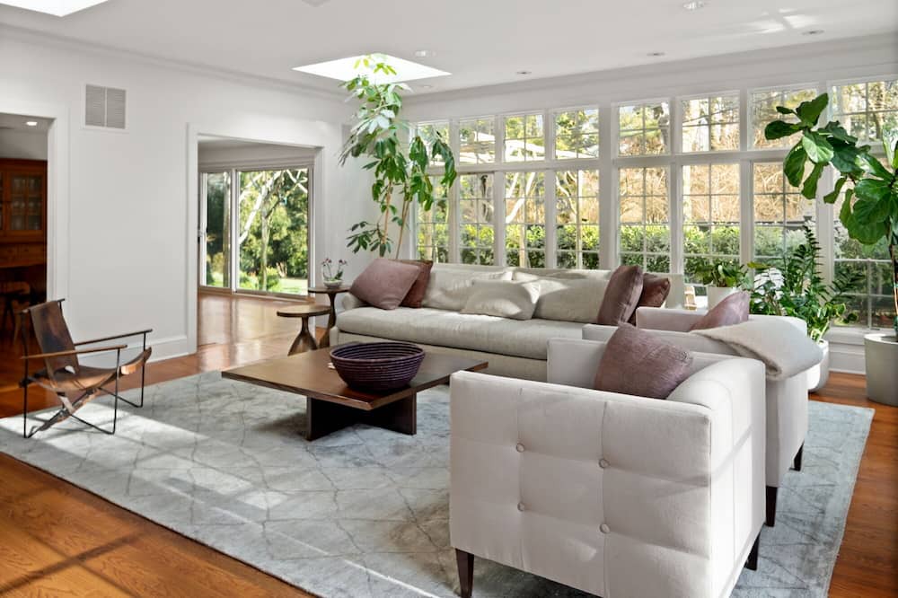 Photo of Livingroom in Princeton
