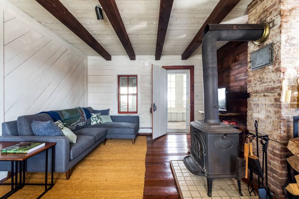 Photo of Livingroom in Accord