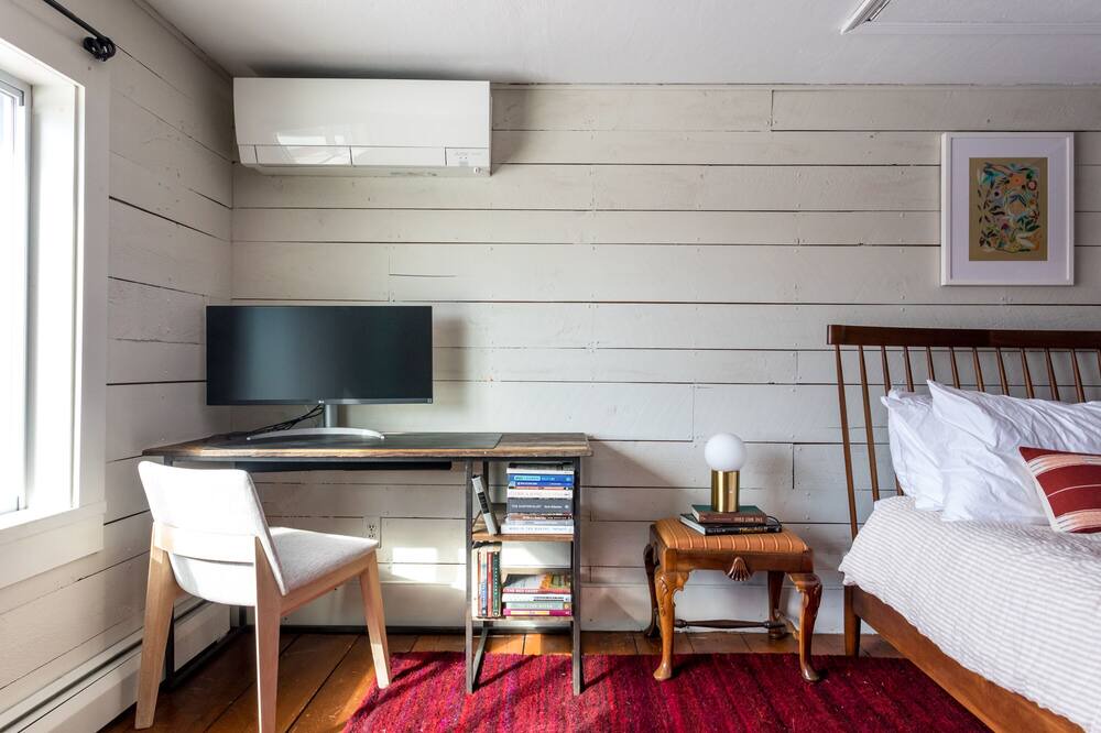 Photo of Bedroom in Accord