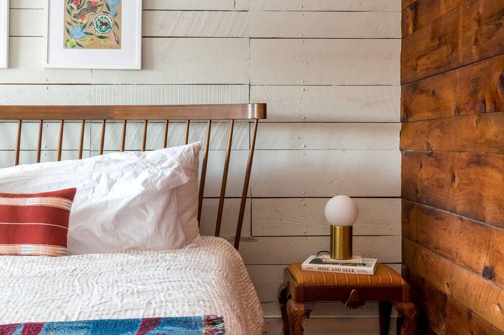 Photo of Bedroom in Accord