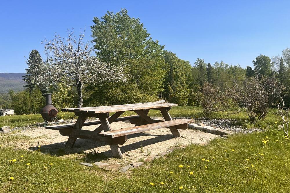 Photo of Outdoor in Colebrook