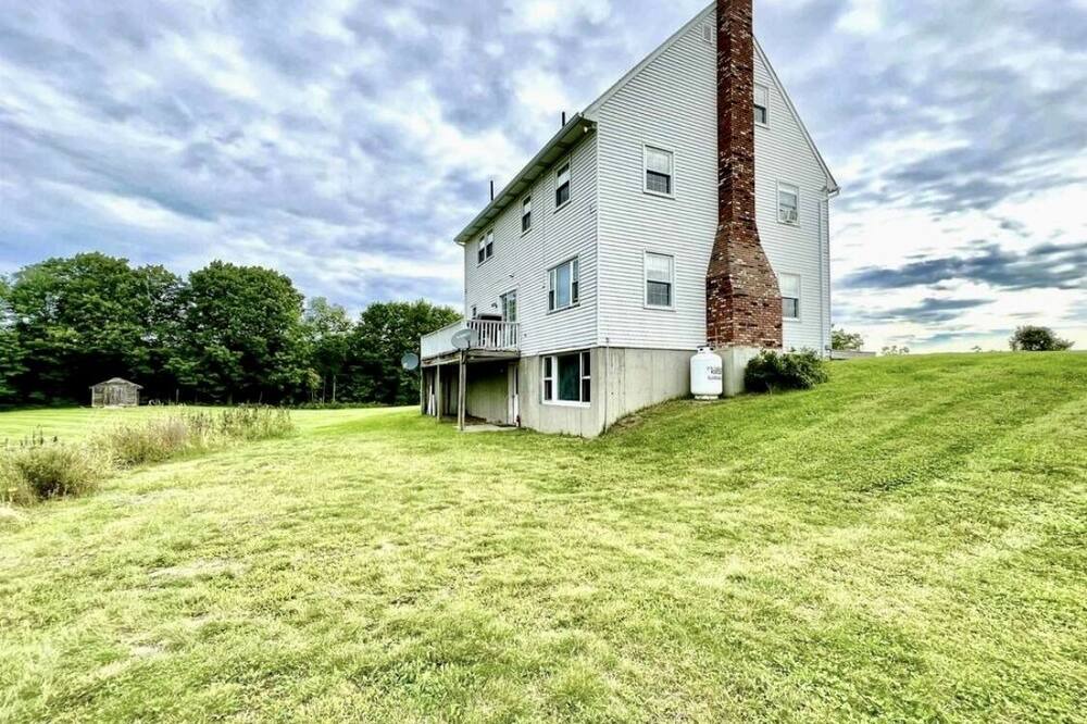 Photo of Outdoor in Colebrook