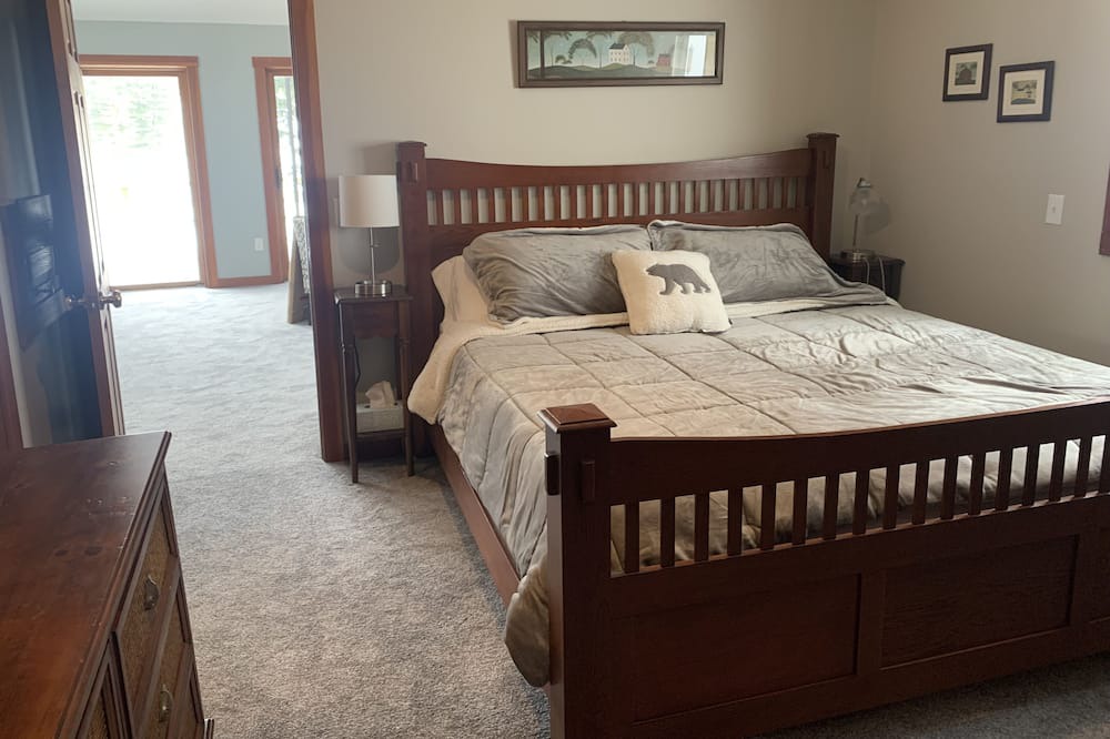 Photo of Bedroom in Eden