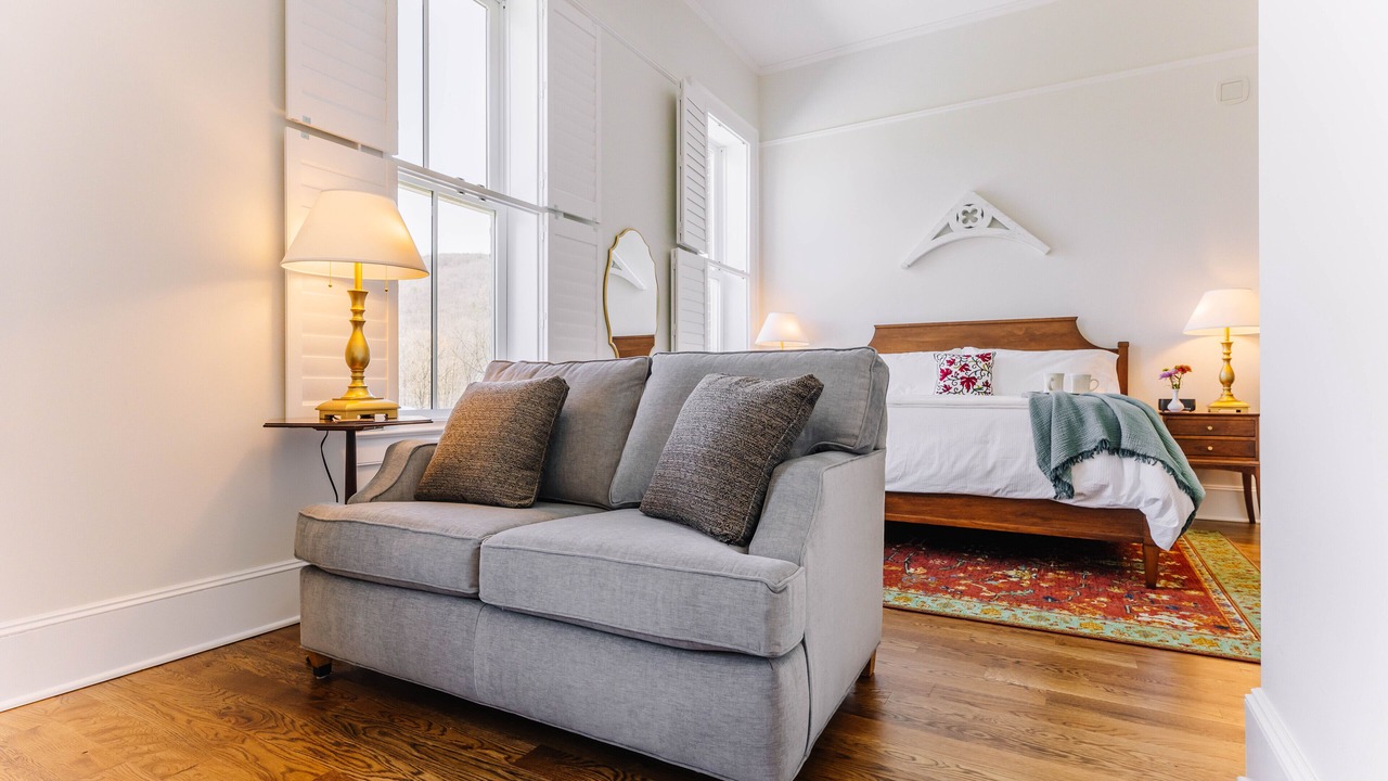 Photo of Livingroom in Lead Mines