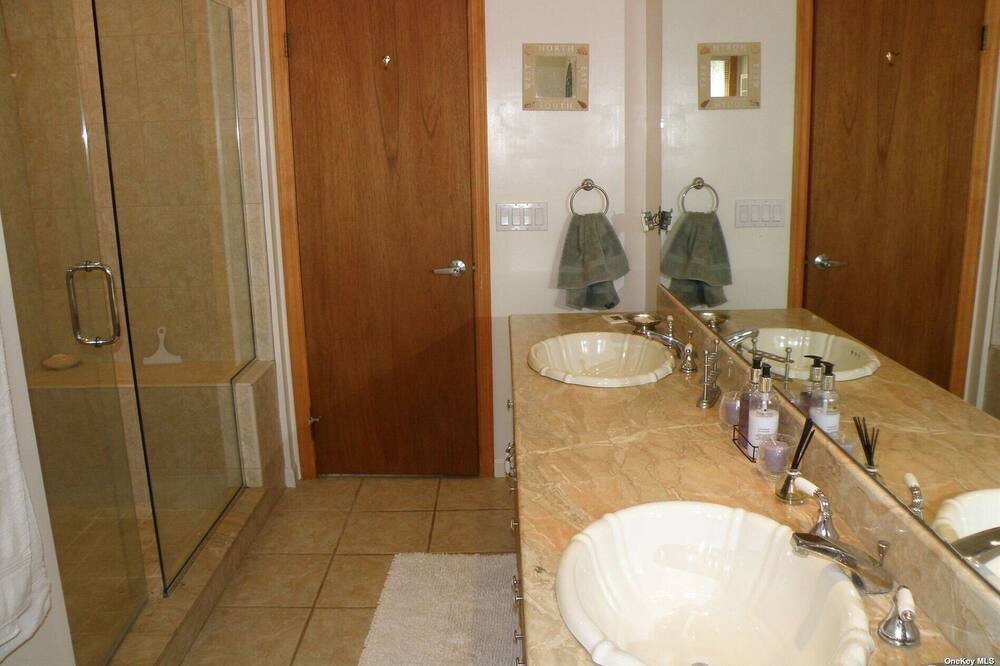 Photo of Bathroom in East Marion