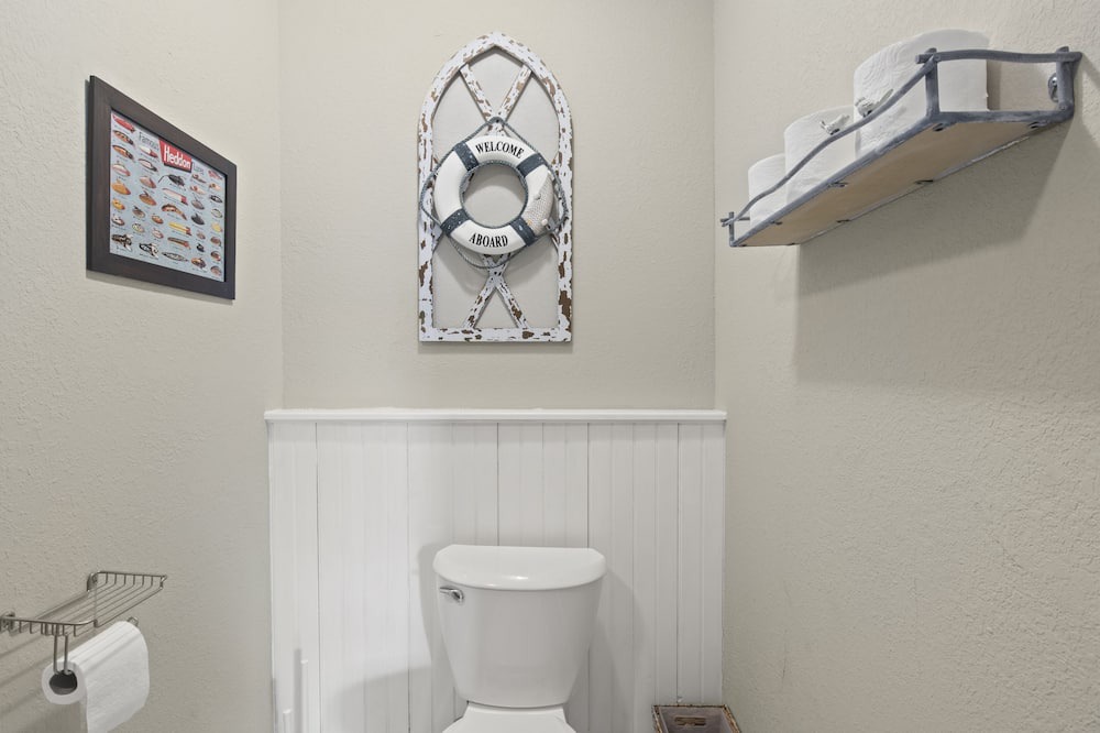 Photo of Bathroom in Lodi
