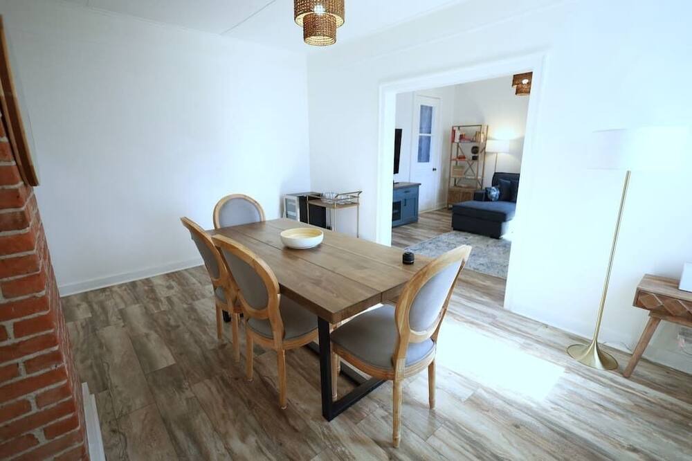 Photo of Bedroom in Hudson