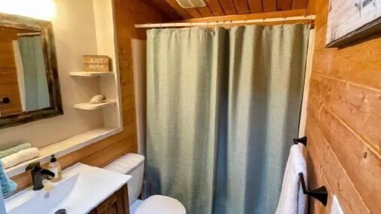 Photo of Bathroom in Deer Harbor