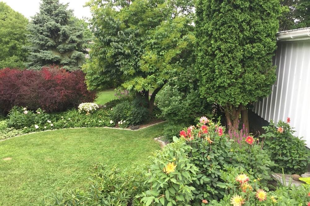 Photo of Outdoor in Weybridge