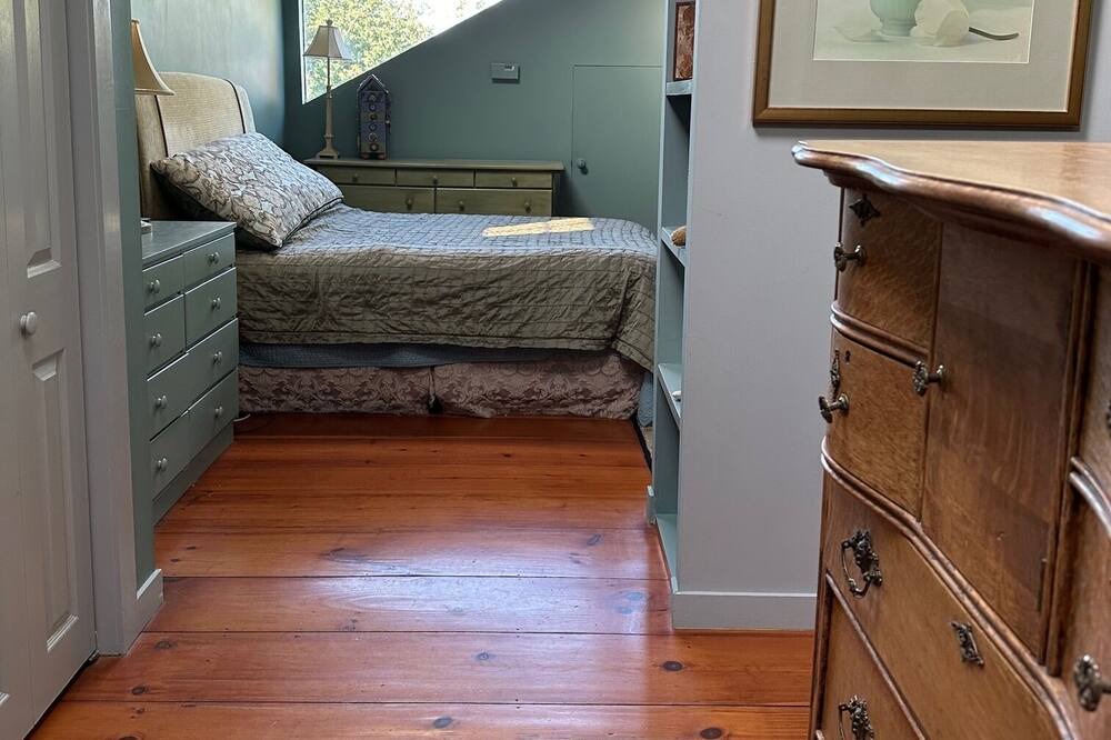 Photo of Bedroom in Weybridge
