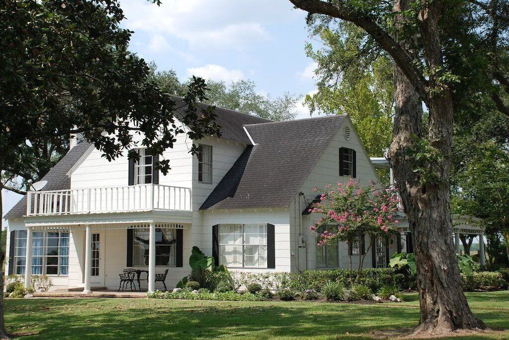 Photo of Outdoor in Damon