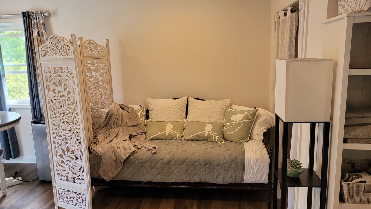 Photo of Livingroom in Blodgett Mills