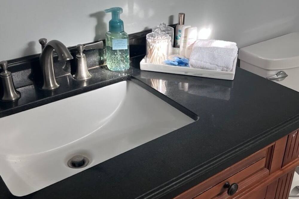 Photo of Bathroom in Lochmere