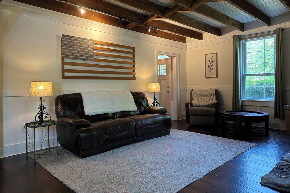 Photo of Bedroom in Bakerton