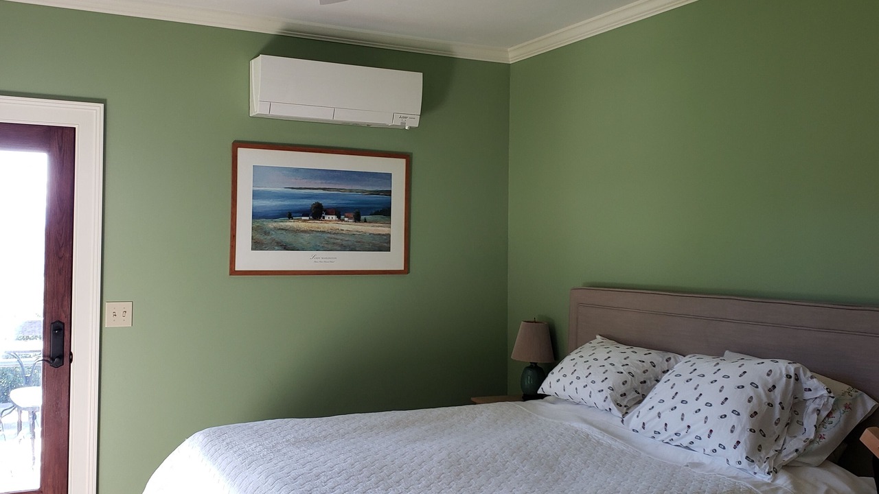 Photo of Bedroom in Middlebury - Warren