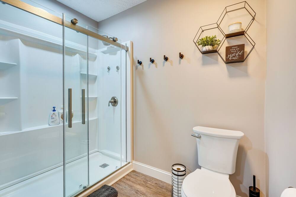 Photo of Bathroom in Howard