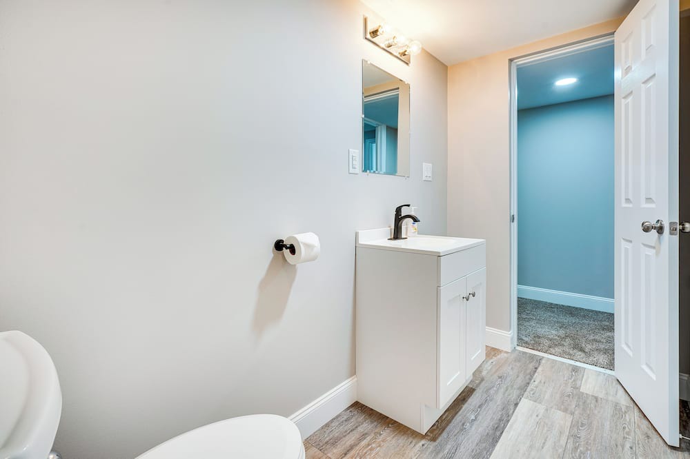Photo of Bathroom in Howard