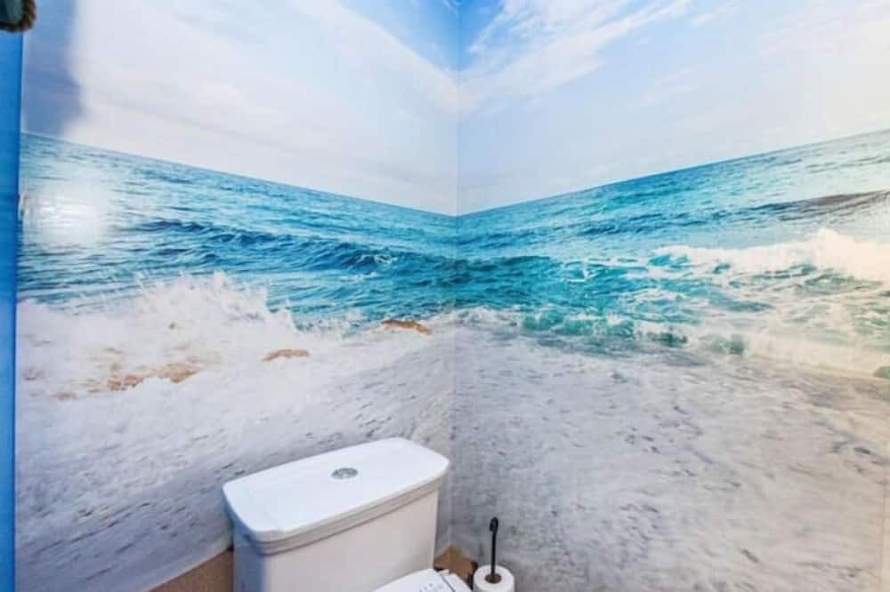 Photo of Bathroom in Massapequa