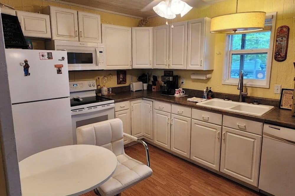 Photo of Kitchen in Pipestem