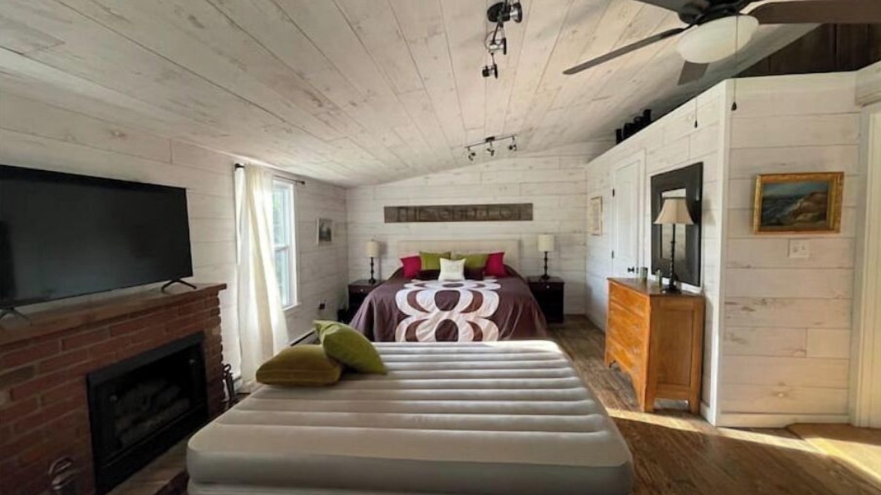 Photo of Bedroom in Lodi