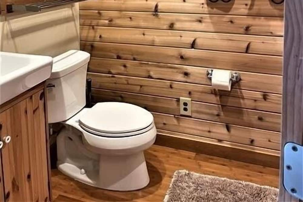Photo of Bathroom in Dryfork