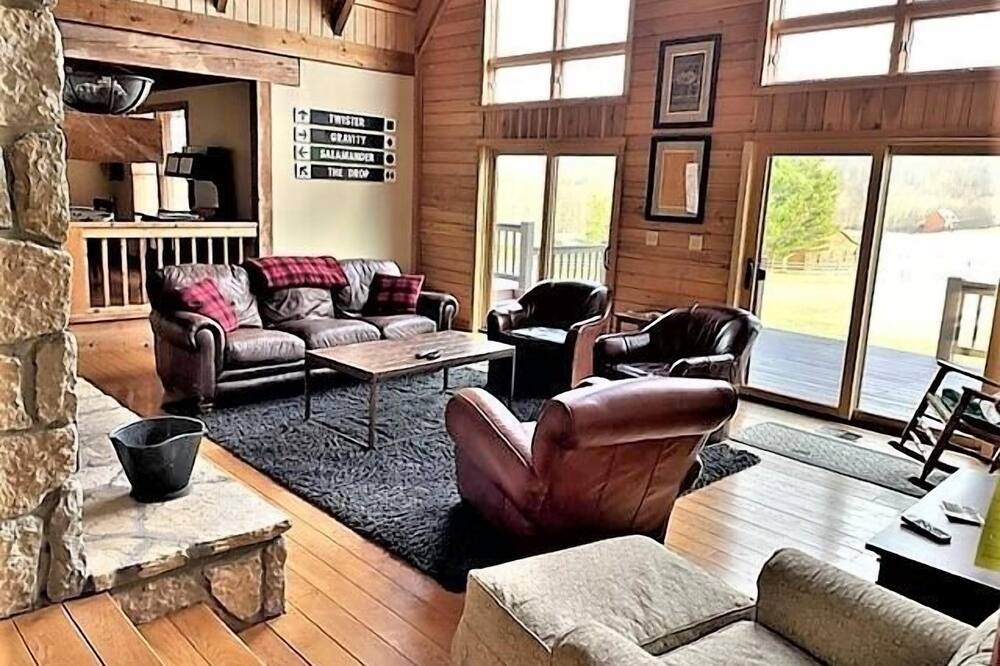 Photo of Livingroom in Dryfork