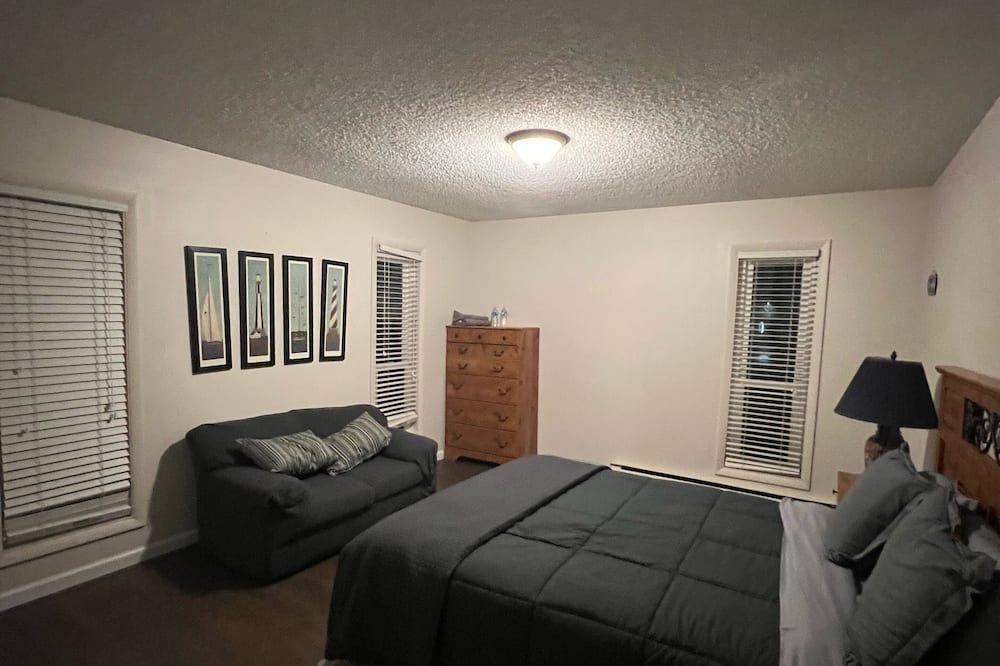 Photo of Bedroom in Great Valley