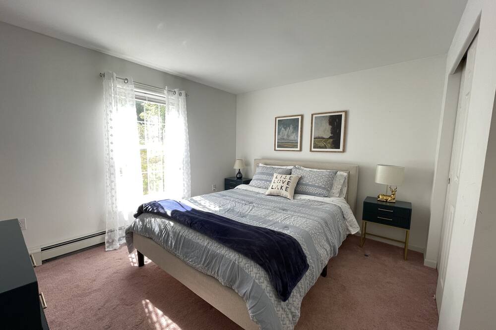 Photo of Bedroom in Woodsville