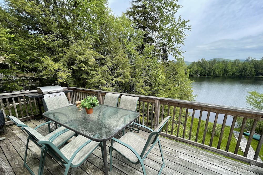 Photo of Patio Balcony in Woodsville