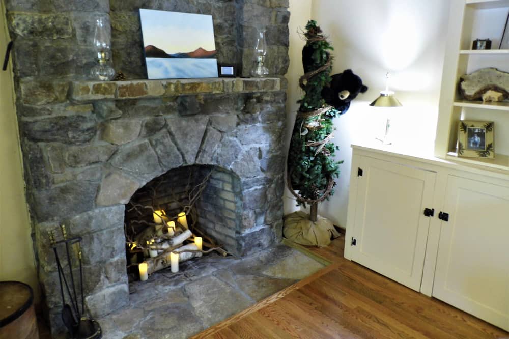 Photo of Others in Ticonderoga