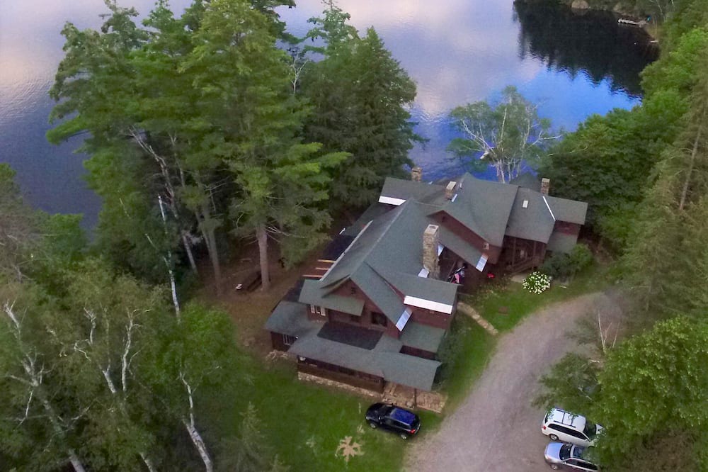 Photo of Outdoor in Ticonderoga