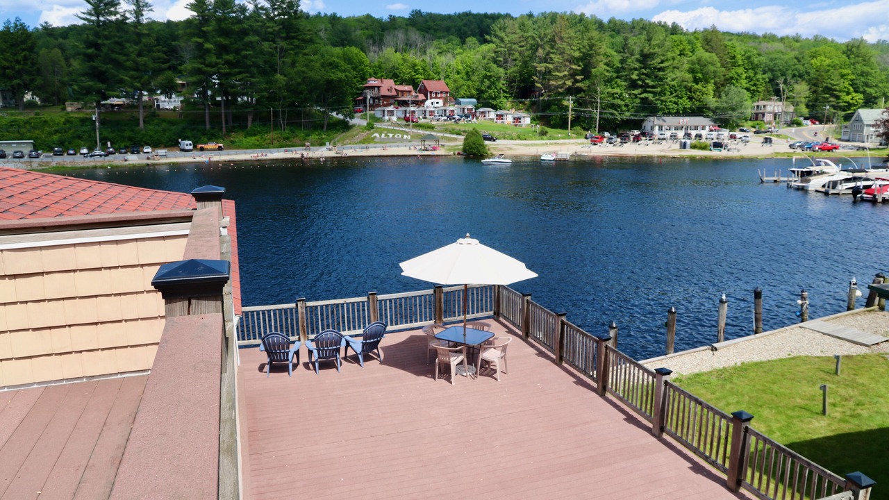 Photo of Outdoor in Alton