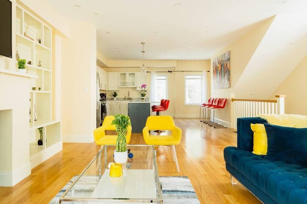 Photo of Livingroom in Oak Square
