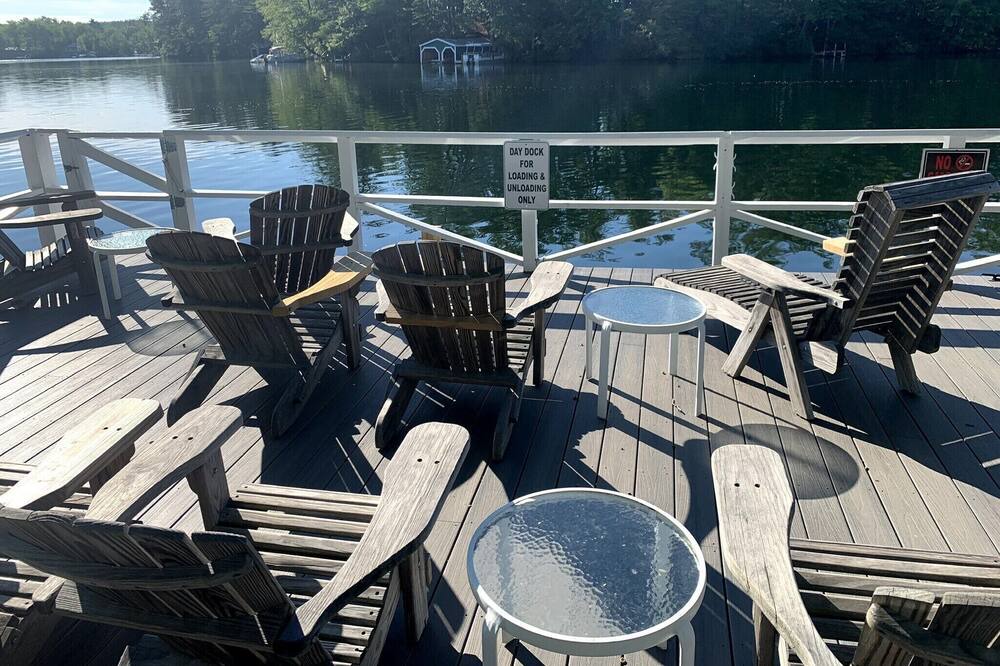 Photo of Patio Balcony in Winnisquam