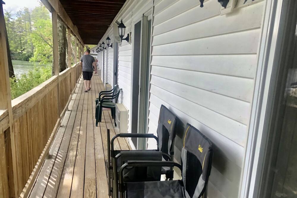 Photo of Patio Balcony in Winnisquam