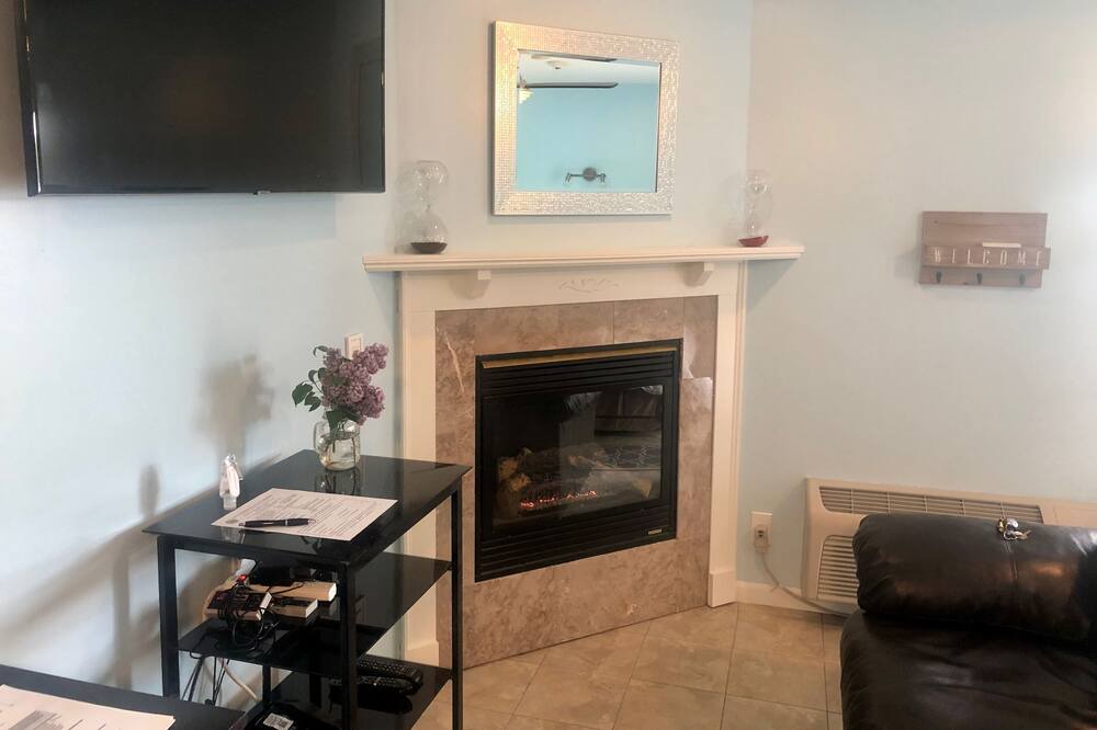 Photo of Livingroom in Winnisquam