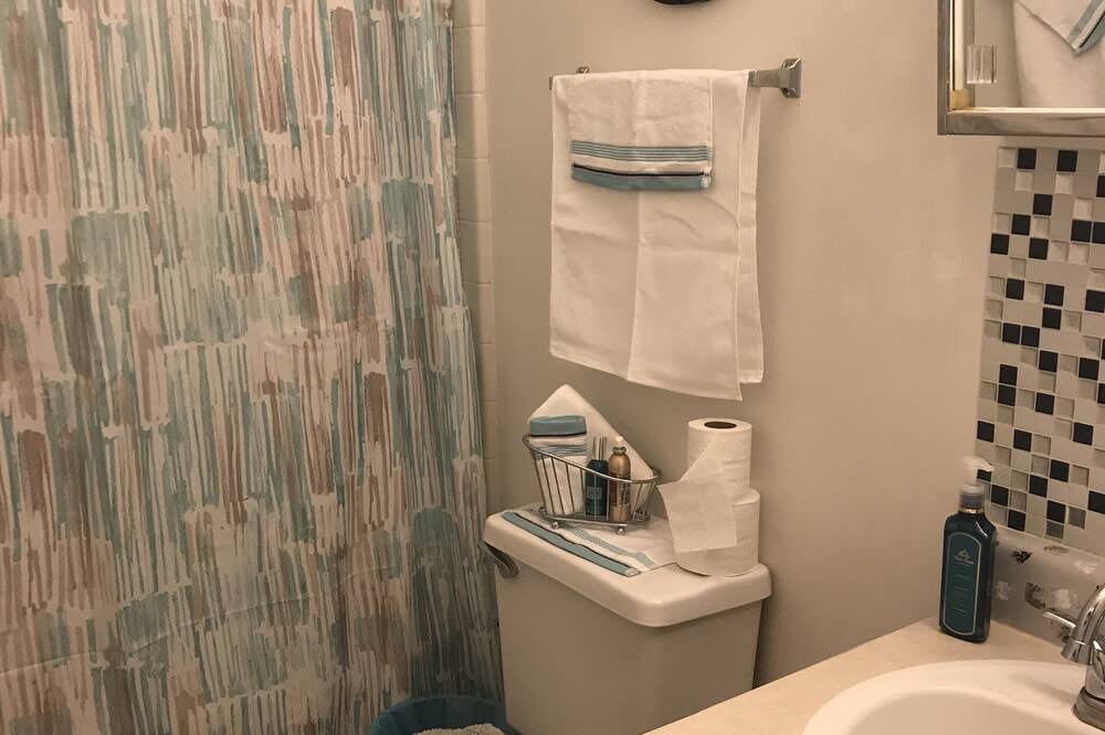Photo of Bathroom in Pipestem