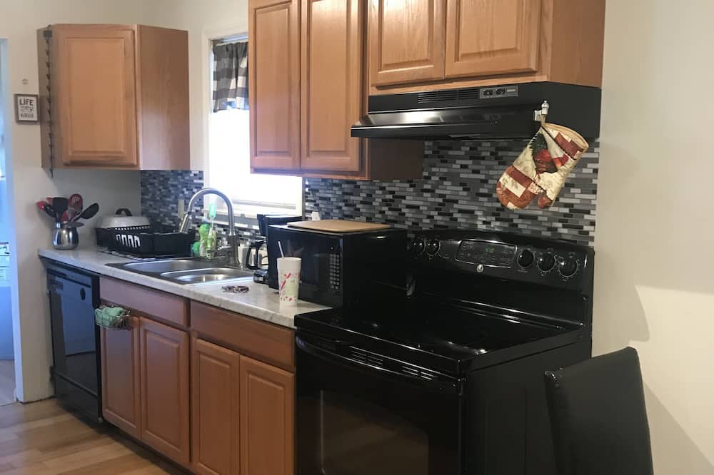 Photo of Kitchen in Pipestem