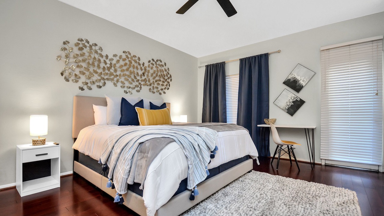 Photo of Bedroom in Greenway Plaza-Upper Kirby