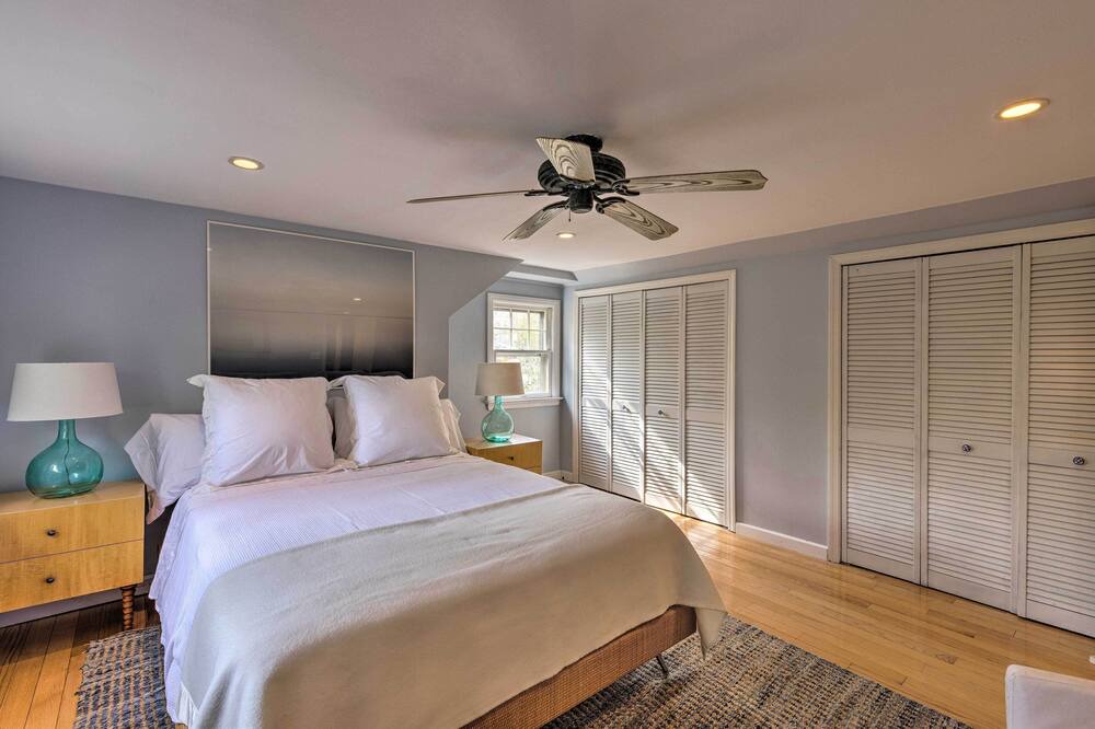 Photo of Bedroom in Wading River