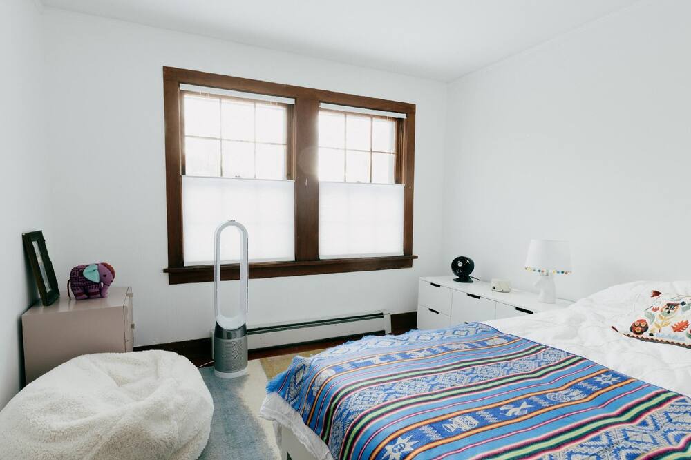 Photo of Bedroom in Phoenicia