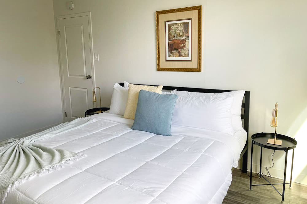 Photo of Bedroom in Corryville