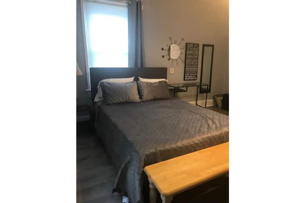 Photo of Bedroom in Central Nyack