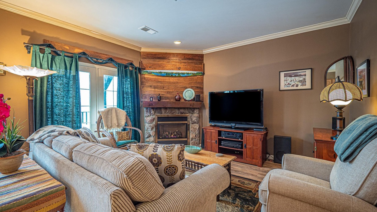 Photo of Livingroom in Vernon